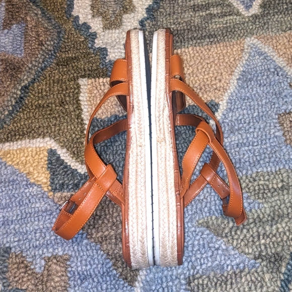 Calvin Klein Tamalle Sandals - Picture 4 of 7